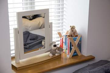Lovely features in Phoebes House make it a very welcoming holiday cottage.