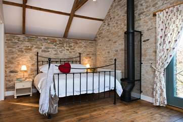 The double bedroom is gorgeous and has an en suite shower-room.