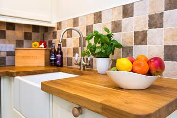 The Belfast sink adds further character.