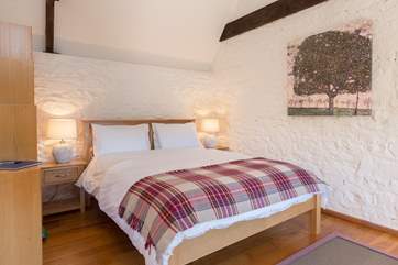 The linens are top quality and this comfy bed is perfect at the end of the day.