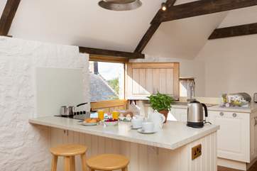 As well as the little dining table there is this breakfast bar