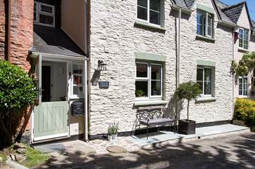 The outside of this gorgeous semi-detached cottage.