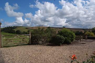 Another view of the front garden and its beautiful views. This is a great base for exploring but equally for just relaxing and staying put.