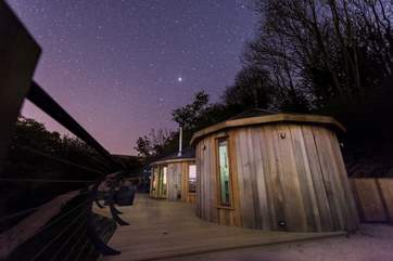 Spend the evening star gazing from the hot tub.