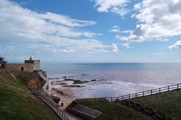 This is the western end of Sidmouth - with the famous Jacobs Ladder set of steps to the beach. There is a great cafe at the top.