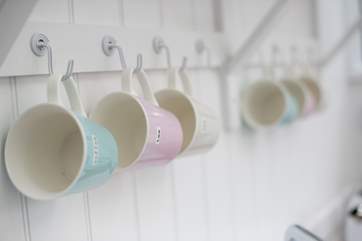 Soft candy colours in the kitchen.