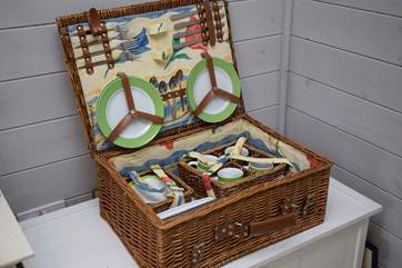 Fancy a picnic by the lake?