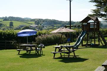 The garden at the Spyway Inn, Askerswell, has a great south-facing garden.