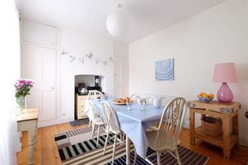 The dining-room (the Aga is ornamental only)