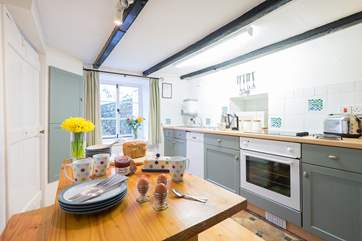 The lovely kitchen/dining-room,