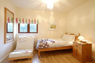 The single bedroom.