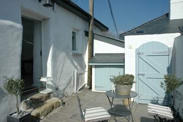 The courtyard garden.