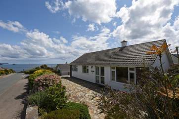 The front of Sanderling with the sea view in sight.