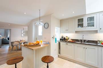 Another view of the kitchen-area.