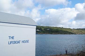 The old Lifeboat House is now a fish restaurant. (pls note closed in November and not open every day in winter months)