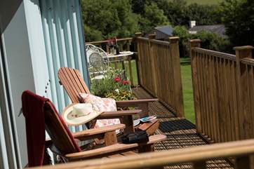 There will be plenty of wildlife to watch from the comfort of the deck.