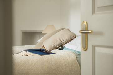 This cute cottage is comfortably furnished and very welcoming.