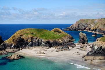 When you are out exploring the Lizard, the stunning Kynance Cove is within a short drive from Coverack.