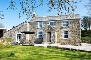 Trewint is a gorgeous Grade II Listed former farmhouse.
