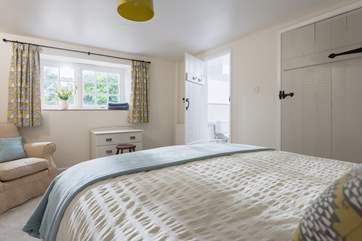 This bedroom also has an en suite.