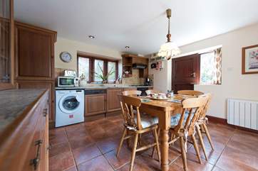 The kitchen dining area.