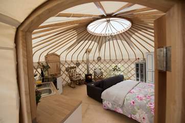 Furnished with a countryside theme, the inside is gorgeous!