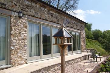 There is a ramp up to the entrance as well as steps so this would be a good choice of place to stay if you have mobility problems. Do ask us.