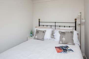 The second floor bedroom 3 has a 5ft bed and en suite shower-room.