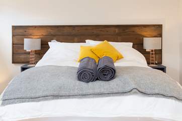 This bed on the ground floor can be made into twins if you prefer.