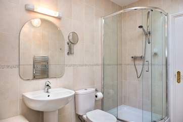 ...and a separate shower cubicle.