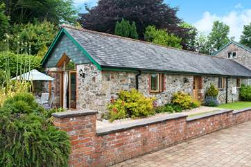 FernGully is a gorgeous single-storey cottage.