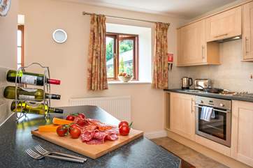 The kitchen-area is very well-equipped.