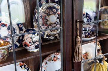 Every single detail has been thoughtfully put-together and provided here - even down to the pretty crockery on display.