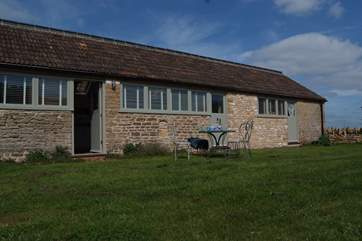 Elsewhere is a gorgeous barn conversion at Court Farm, an historic property in the beautiful hamlet of Lullington. It has a fully enclosed garden which makes it ideal for young children.