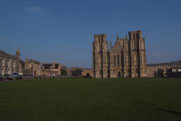Wells Cathedral City is a short drive away. The cathedral, the Bishops Palace and the weekly artisan market make this a great place to visit.