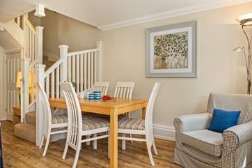 Plenty of space around the table for everyone.