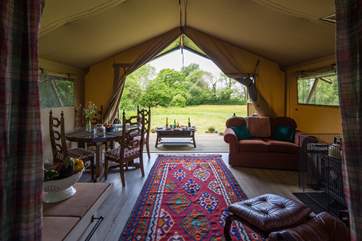 The perfect inside/outside space for the whole family to enjoy.