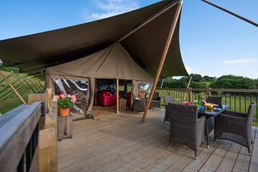 The large deck has amazing views.