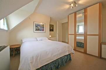 The double bedroom.