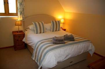 The double bedroom.