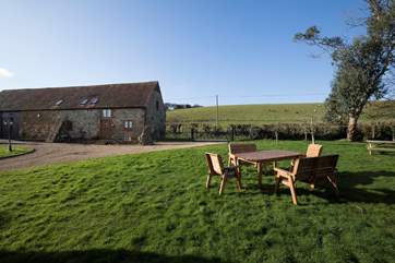 Lunch on the lawn?