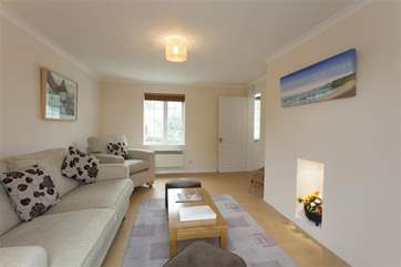 There's a modern sitting-room.