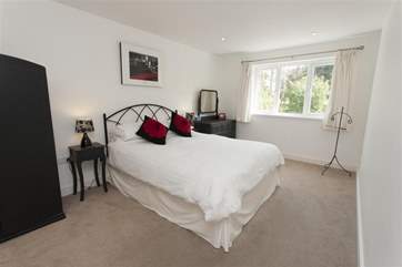 The double bedroom.