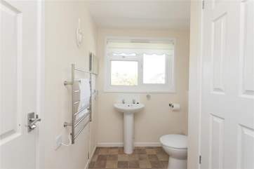 The en suite bathroom.
