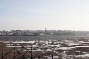 Ryde's phenomenal tides go out as far as half a mile, leaving you with plenty of beach to explore!