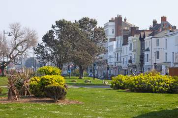 3 Windsor is located on the beautiful seafront, within walking distance to the seafront attractions and the town of Ryde