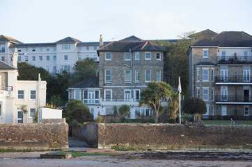 3 Windsor taken from the beach, can you get much closer to the sea?