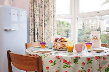 Sit down for a hearty breakfast with local produce from the Seaview Community Shop
