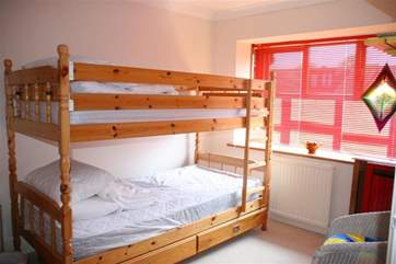 Lovely sunny bunk-room on the first floor
