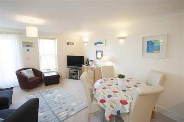Open plan dining and living area
